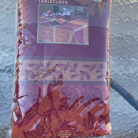 Woven Jacquard Tablecloth 60 X 140 oblong. Perfect for Fall/Thanksgiving - Picture 7 of 9